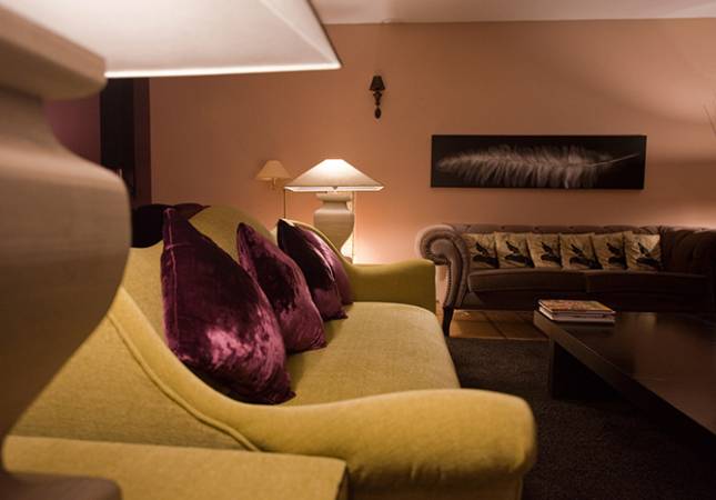 Las mejores habitaciones en Hotel Cardamomo Sigüenza. Disfruta  los mejores precios de Guadalajara